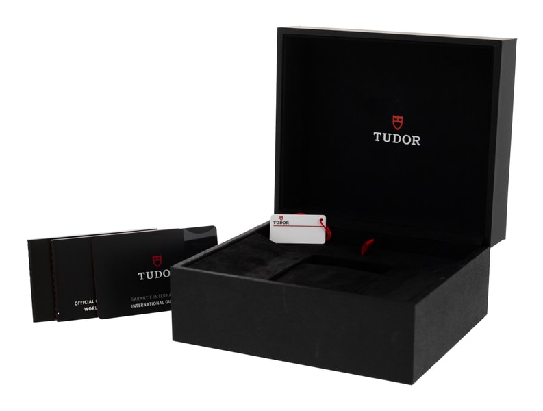 Tudor Black Bay M79230B-0008